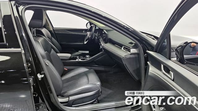 Kia K5 2021 — фото 11 из 20