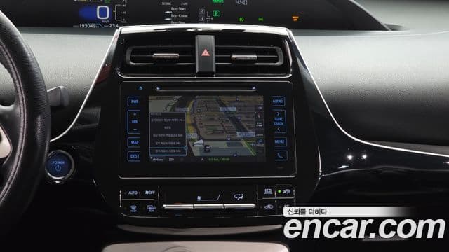 Toyota Prius 2018 — Şəkil 5/20