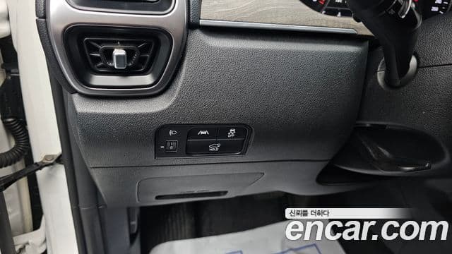 Kia Sorento 2022 — ფოტო 13/20
