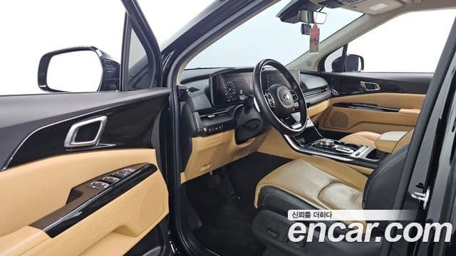 Kia Carnival 2021 — Şəkil 11/20