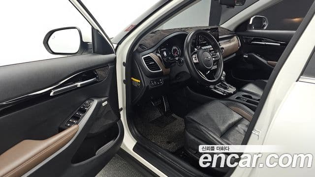 Kia Seltos 2019 — Şəkil 11/20