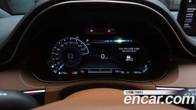 Genesis GV70 2023 — Şəkil 8/20