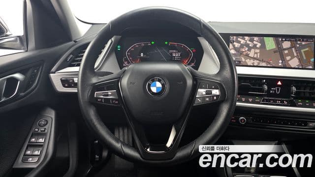 BMW 1 Series 2020 — Şəkil 13/20