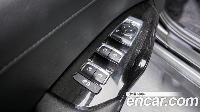 Kia K5 2021 — ფოტო 14/20