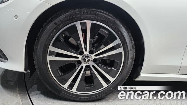 Mercedes-Benz E-Class 2021 — фото 5 из 20