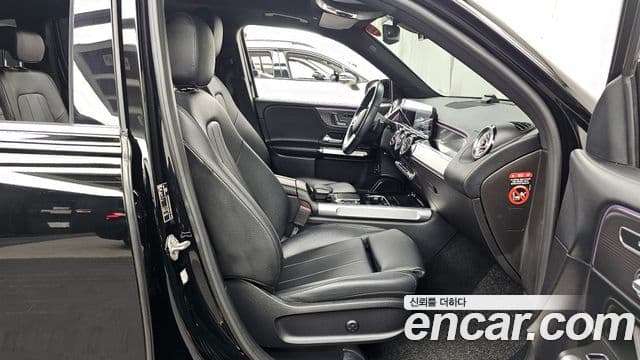 Mercedes-Benz GLB-Class 2021 — фото 11 из 20