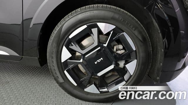 Kia Carnival 2024 — Şəkil 5/20