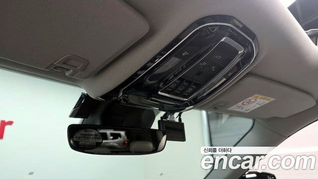 Jeep Grand Cherokee 2022 — Şəkil 17/20