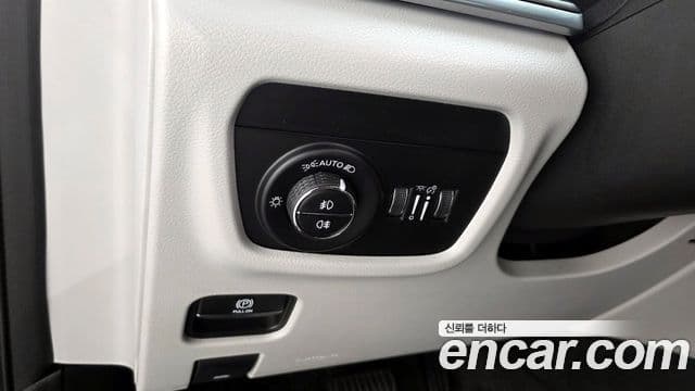 Jeep Grand Cherokee 2022 — Şəkil 18/20