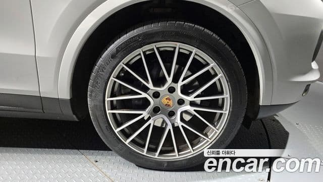 Porsche Cayenne 2022 — Şəkil 5/20