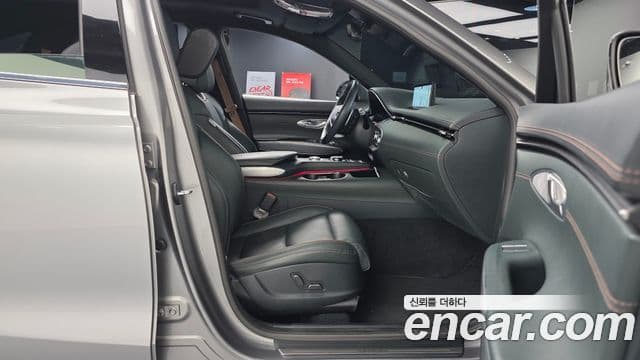 Genesis GV70 2021 — фото 11 из 20
