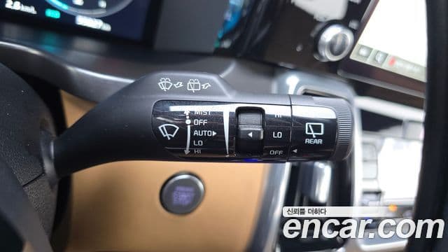 Kia Sorento 2023 — ფოტო 17/20