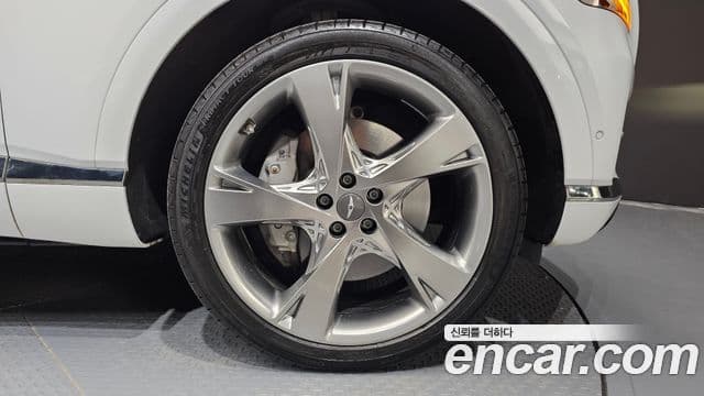 Genesis GV80 2022 — ფოტო 5/20