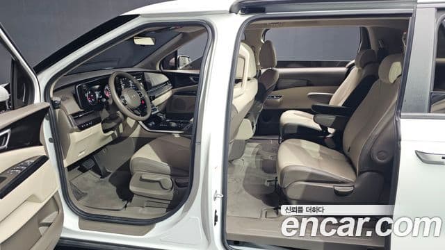 Kia Carnival 2022 — Şəkil 10/20