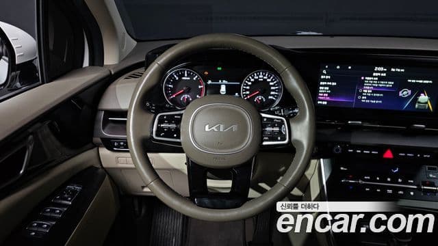 Kia Carnival 2022 — Şəkil 13/20