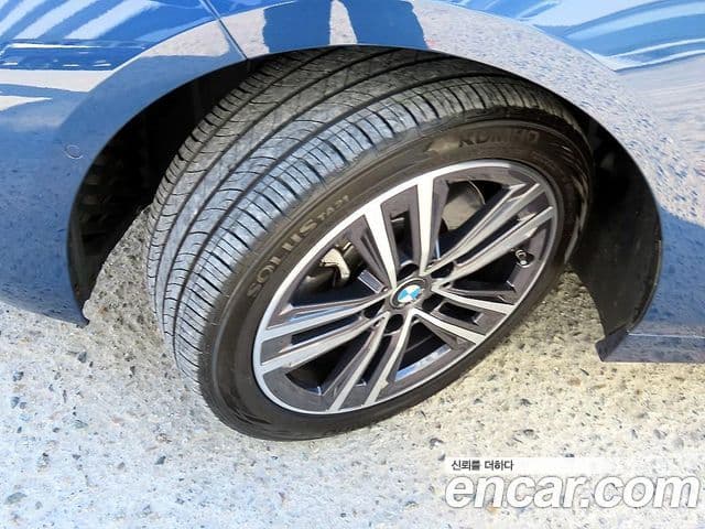 BMW 1 Series 2022 — Şəkil 18/18