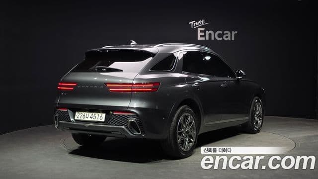 Genesis GV70 2021 — Şəkil 2/20