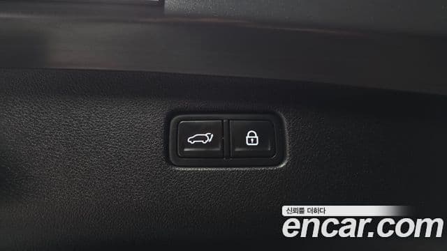 Genesis GV70 2021 — фото 20 из 20