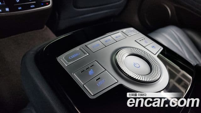 Genesis Electrified G80 2021 — ფოტო 19/20