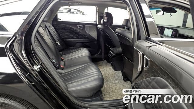 Kia K8 2022 — Şəkil 12/20