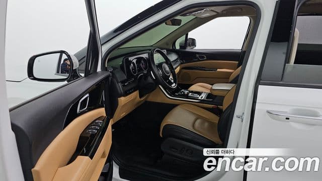 Kia Carnival 2022 — ფოტო 10/20