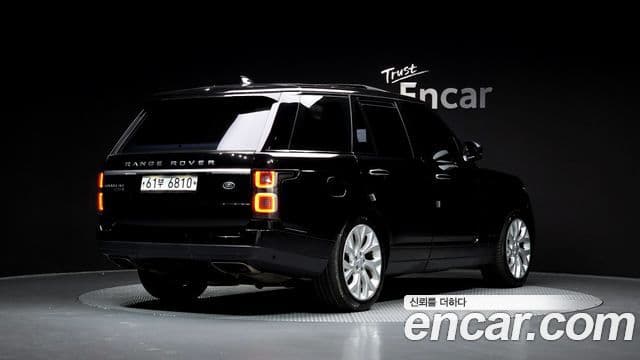 Land Rover Range Rover 2018 — ფოტო 1/20