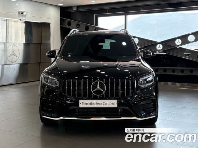 Mercedes-Benz GLB-Class 2025 — Фото 2/18