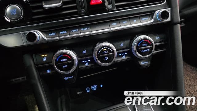 Genesis G70 2019 — Şəkil 19/20