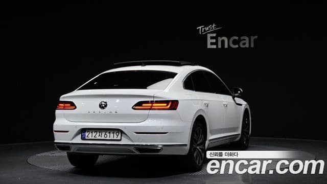 Volkswagen Arteon 2019 — Фото 2/20