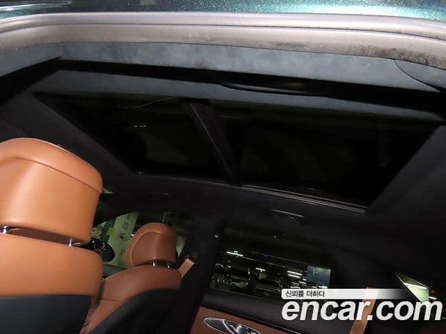 Genesis GV70 2022 — Şəkil 14/20
