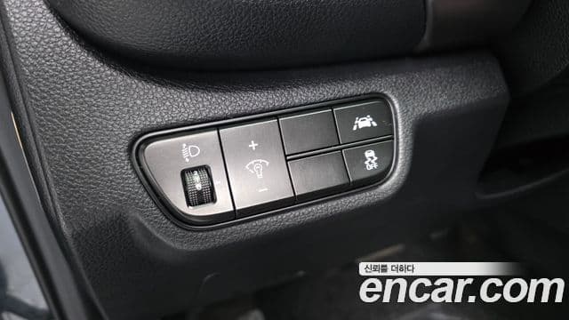 Kia Seltos 2019 — ფოტო 18/20
