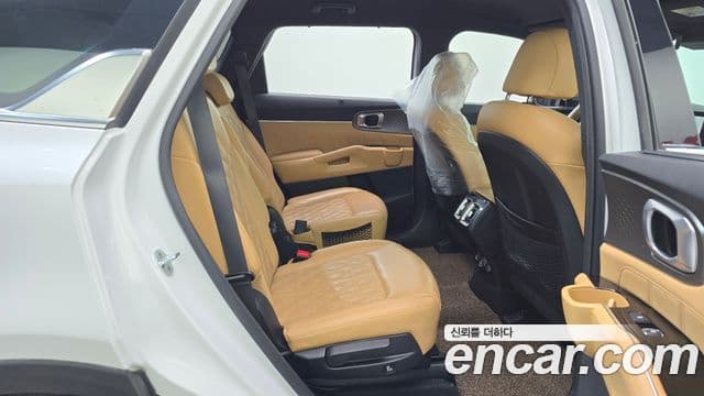 Kia Sorento 2021 — ფოტო 12/20