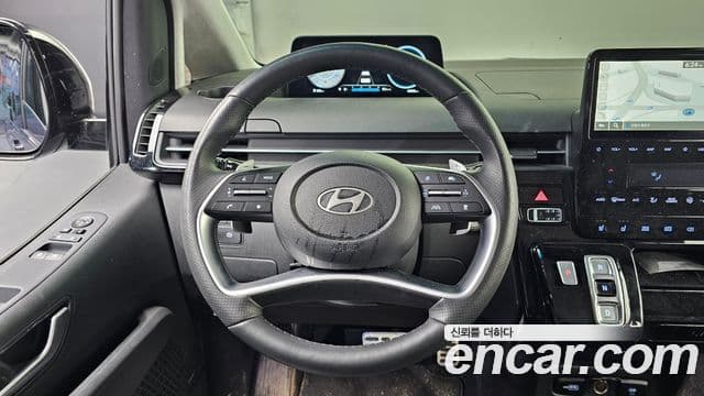 Hyundai Staria 2024 — ფოტო 13/20