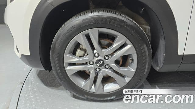 Kia Seltos 2020 — Şəkil 5/20