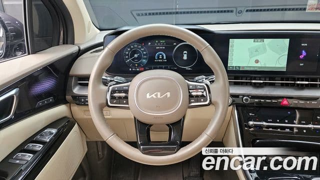Kia Carnival 2022 — Şəkil 15/20