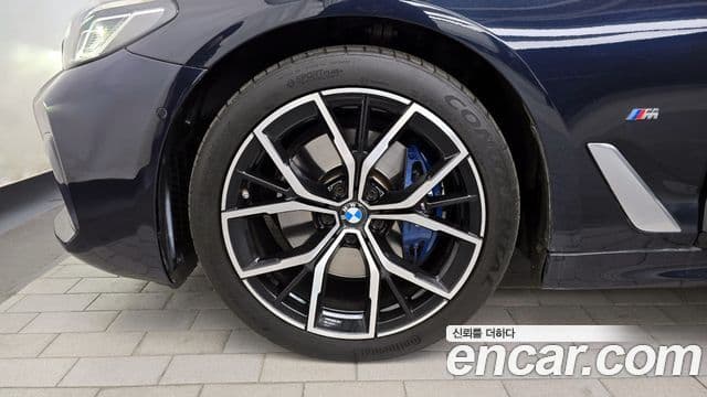 BMW 5 Series 2020 — ფოტო 5/20