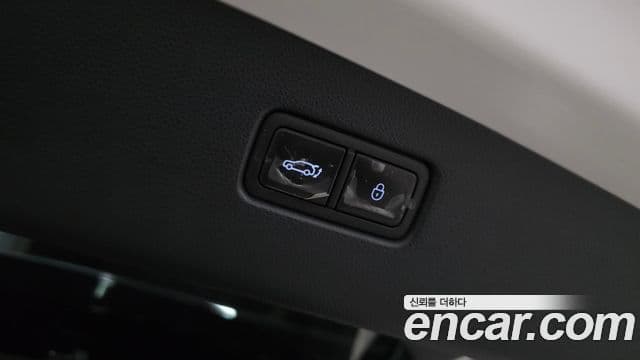 Genesis GV70 2022 — фото 19 из 20