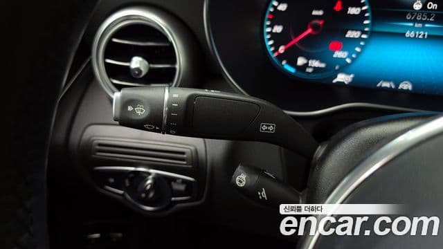 Mercedes-Benz GLC-Class 2021 — Şəkil 16/20