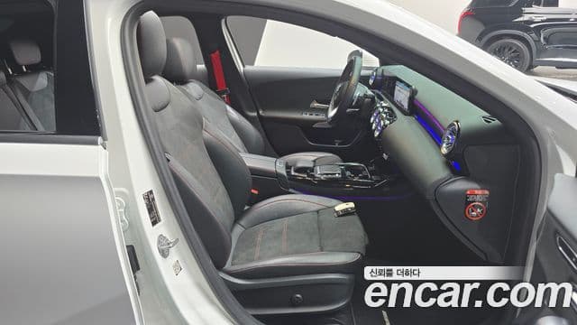 Mercedes-Benz A-Class 2020 — ფოტო 9/20