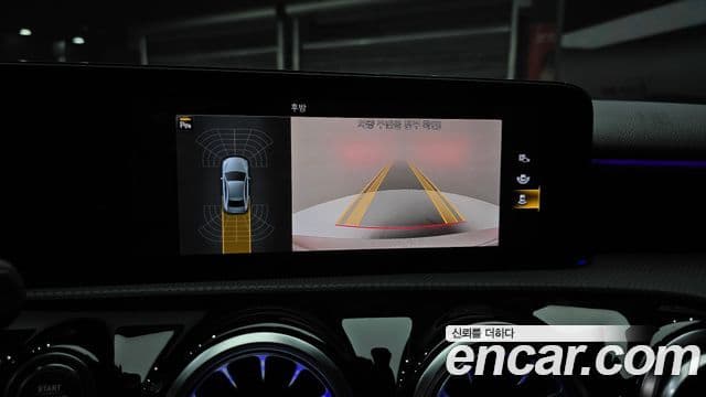 Mercedes-Benz A-Class 2020 — ფოტო 15/20