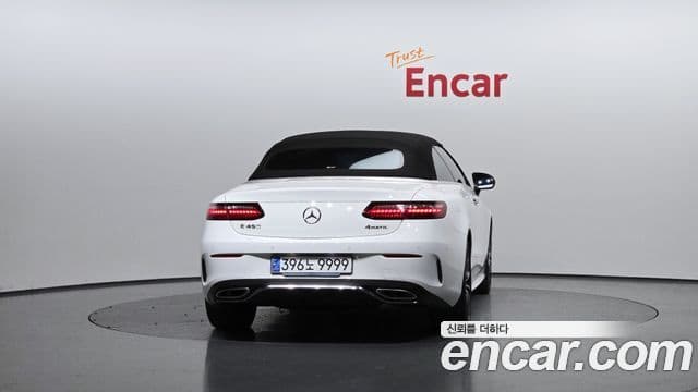 Mercedes-Benz E-Class 2022 — ფოტო 3/20