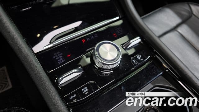 Jeep Grand Cherokee 2021 — Фото 9/20