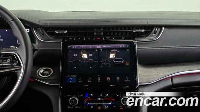 Jeep Grand Cherokee 2021 — Фото 14/20