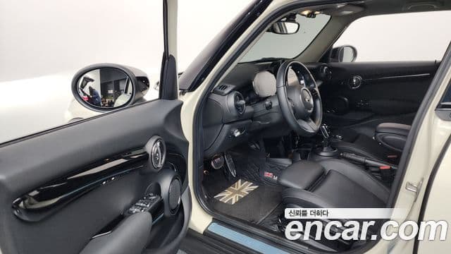 Mini Cooper 2021 — Şəkil 8/20