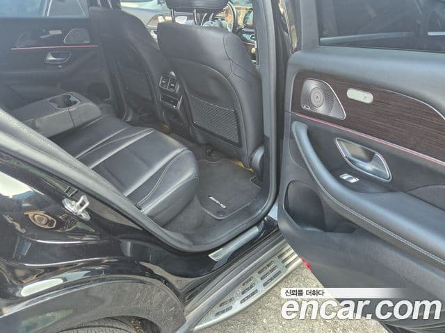 Mercedes-Benz GLE-Class 2021 — ფოტო 19/20