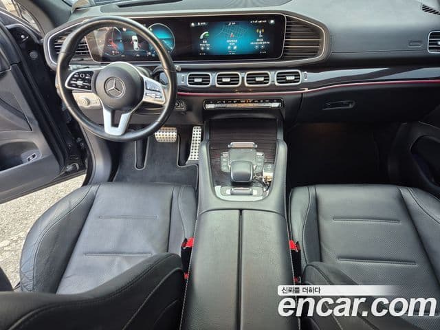 Mercedes-Benz GLE-Class 2021 — ფოტო 1/20