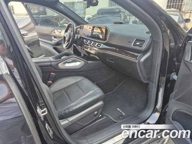 Mercedes-Benz GLE-Class 2021 — ფოტო 7/20
