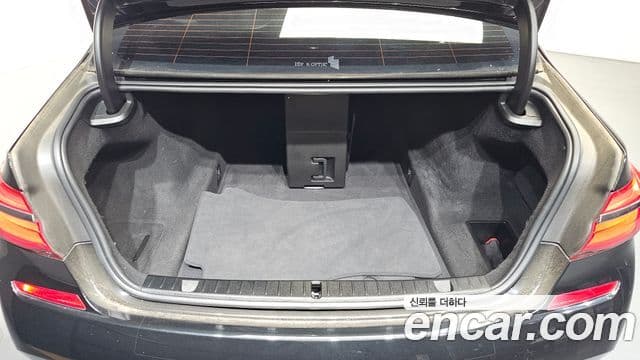 BMW 7 Series 2019 — Şəkil 20/20