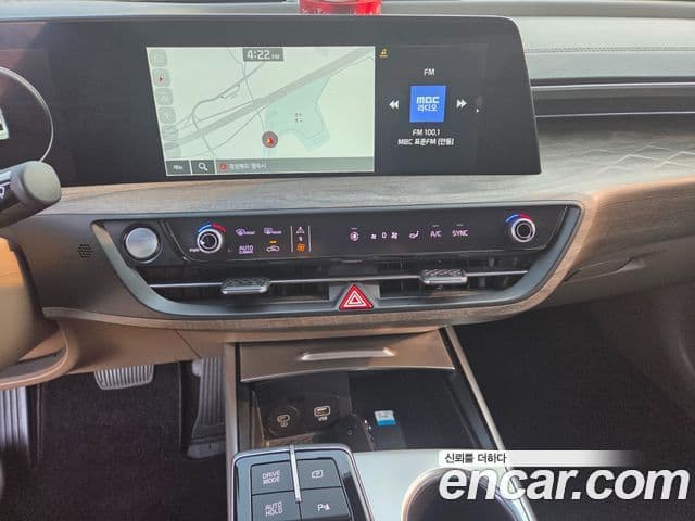Kia K8 2022 — Şəkil 9/11