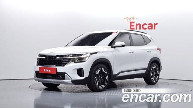 Kia Seltos 2023 — ფოტო 1/20